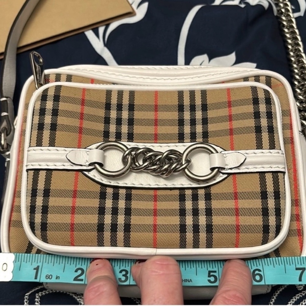 Authentic Like New Burberry Check Canvas Link Camera Bag - Picture 9 of 15